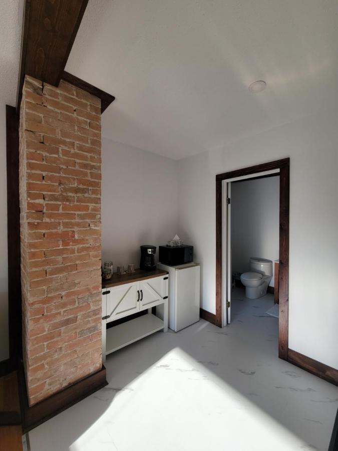 Stone House Kenora Apartamento Exterior foto